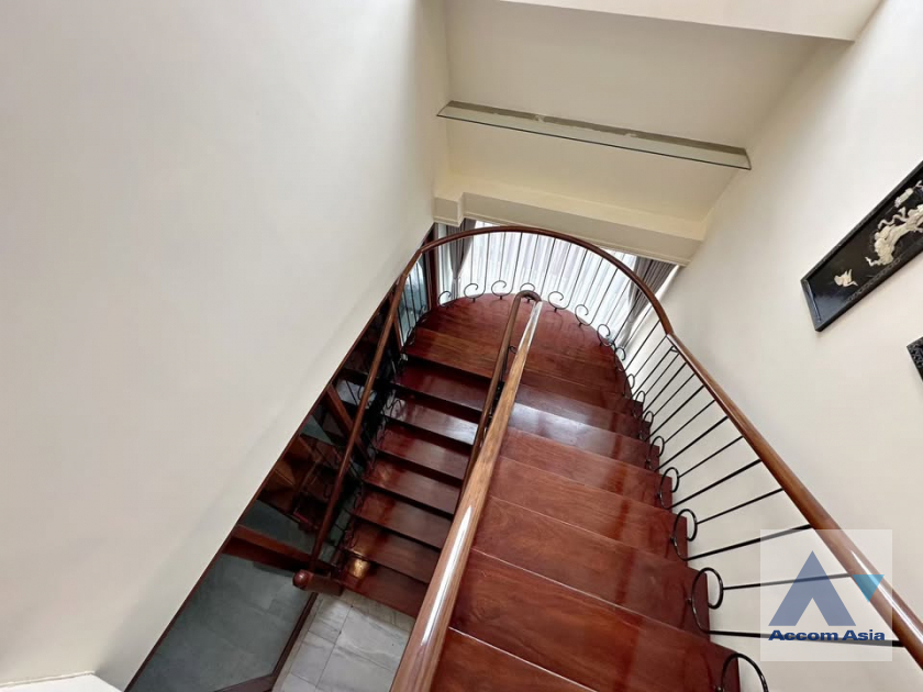 6  3 br Condominium for rent and sale in Ploenchit ,Bangkok BTS Ploenchit at Ploenchit Terrace AA45880