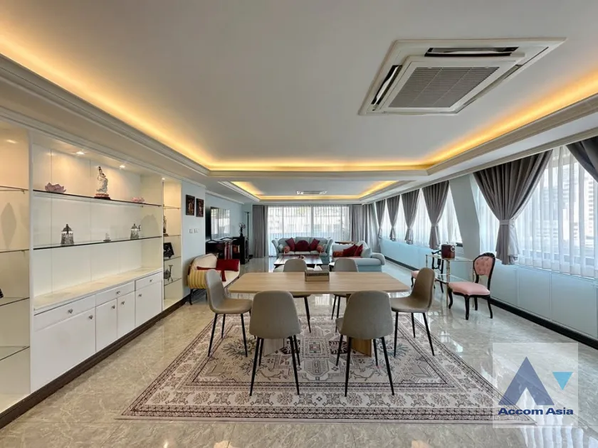 Big Balcony, Duplex Condo, Penthouse condominium for sale in Ploenchit at Ploenchit Terrace, Bangkok Code AA45880
