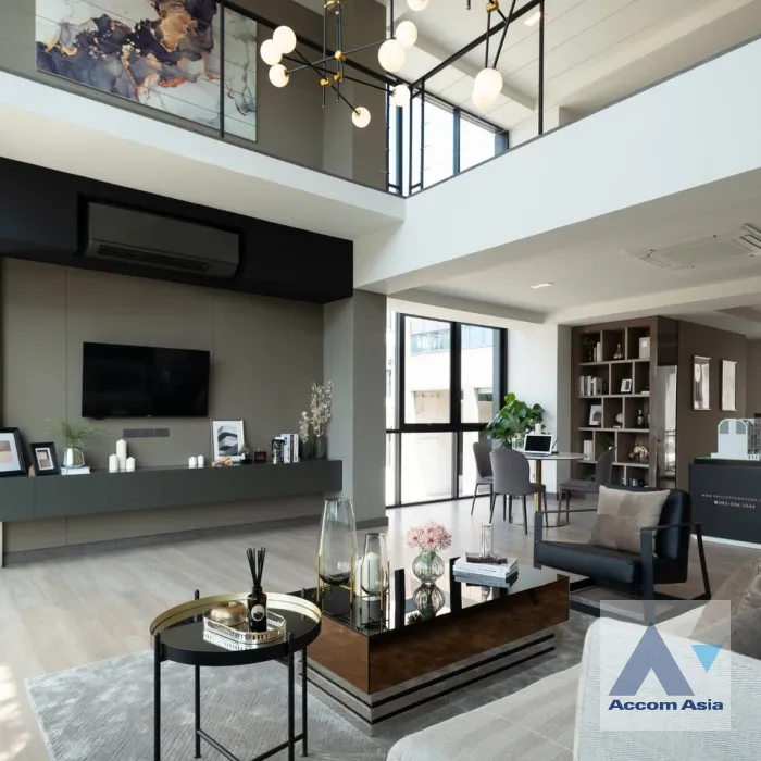 unitHome Office, Corner Unit |  2 Bedrooms  Townhouse For Sale in Krungthep Kreetha, Bangkok  (AA45882)