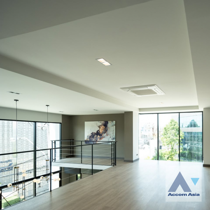 8  2 br Townhouse For Sale in Krungthep Kreetha ,Bangkok  at The Preston Townhome AA45882