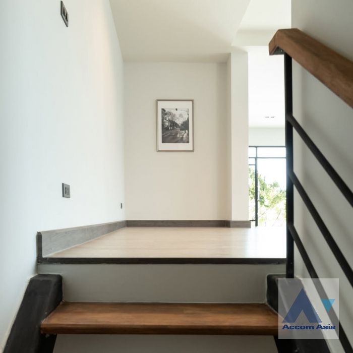 6  2 br Townhouse For Sale in Krungthep Kreetha ,Bangkok  at The Preston Townhome AA45882