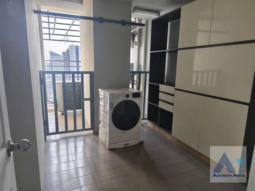 26  6 br Condominium for rent and sale in Ratchadaphisek ,Bangkok MRT Rama 9 at Belle Grand Rama 9  (Belle Avenue) AA45883