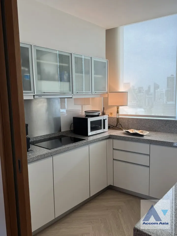 4  3 br Condominium for rent and sale in Sukhumvit ,Bangkok MRT Sukhumvit - BTS Asok at Millennium Residence @ Sukhumvit AA45885