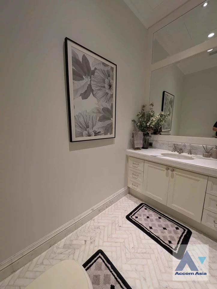 23  3 br Condominium for rent and sale in Ploenchit ,Bangkok BTS Ploenchit at 98 Wireless AA45887