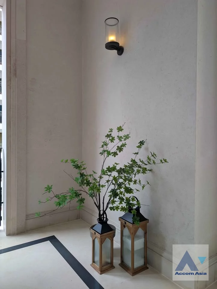 25  3 br Condominium for rent and sale in Ploenchit ,Bangkok BTS Ploenchit at 98 Wireless AA45887