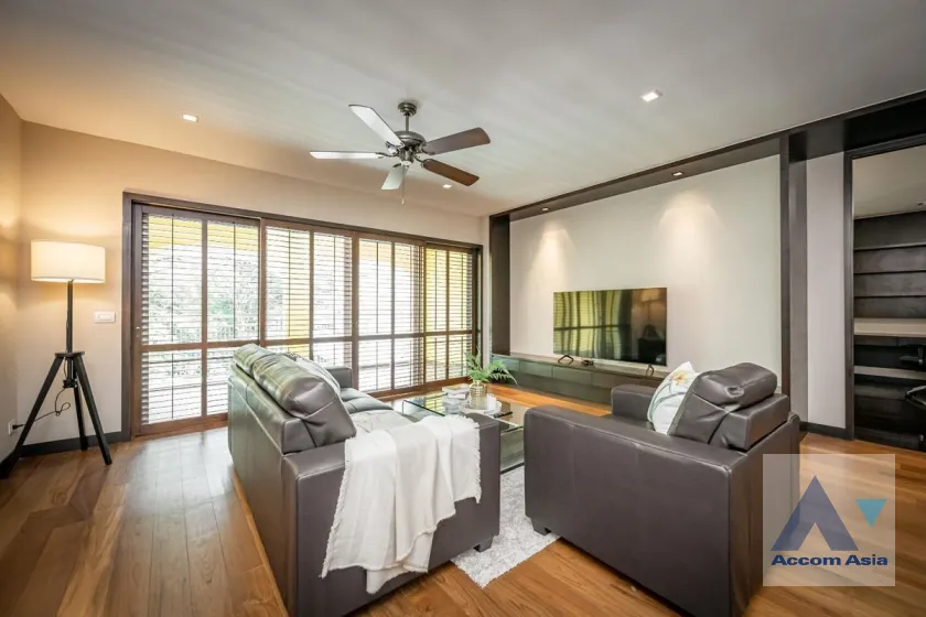 unitPet friendly |  2 Bedrooms  Condominium For Rent & Sale in Sukhumvit, Bangkok  near BTS Thong Lo (AA45888)