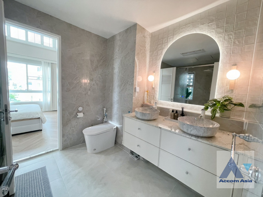 14  3 br Condominium for rent and sale in Sukhumvit ,Bangkok BTS Ekkamai at The Bangkok Sukhumvit 61 AA45891