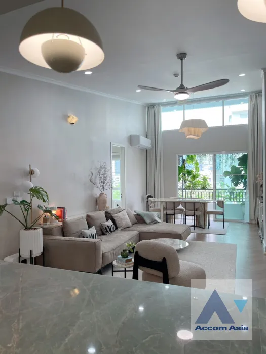 unitFully Furnished |  3 Bedrooms  Condominium For Rent & Sale in Sukhumvit, Bangkok  near BTS Ekkamai (AA45891)