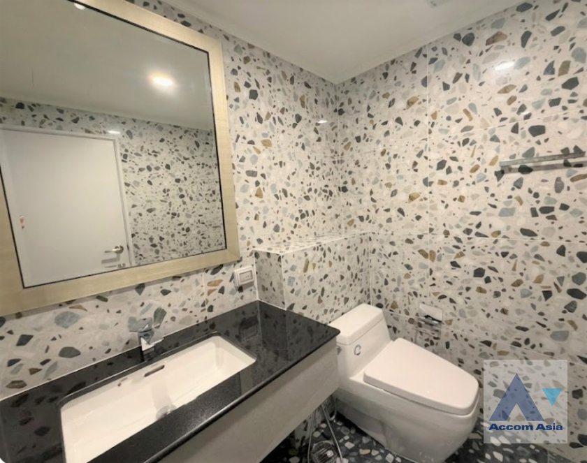 17  3 br Apartment For Rent in Sukhumvit ,Bangkok BTS Thong Lo at Luxury Quality Modern AA45895