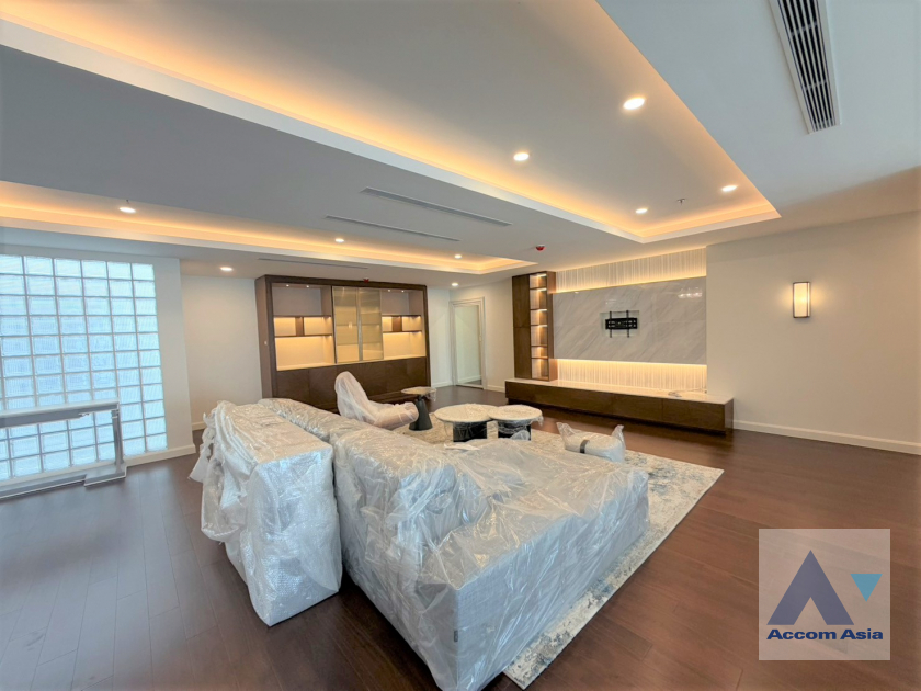 4  3 br Apartment For Rent in Sukhumvit ,Bangkok BTS Thong Lo at Luxury Quality Modern AA45895