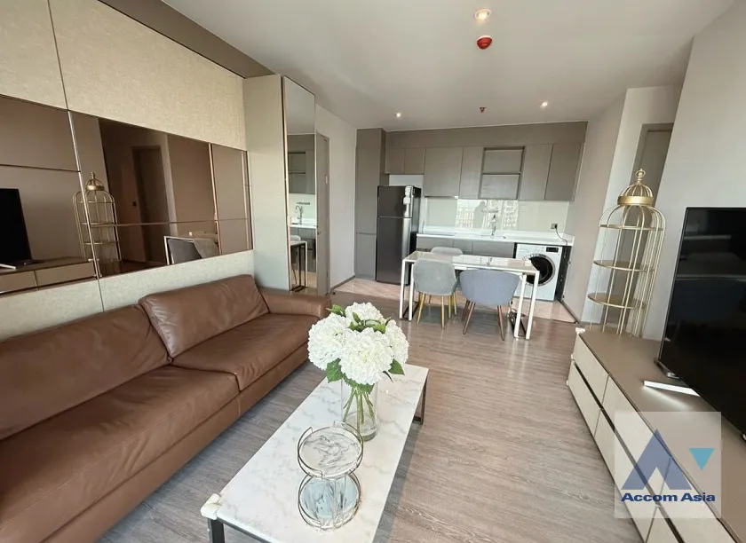 unit 2 Bedrooms  Condominium For Rent in Sukhumvit, Bangkok  near BTS Ekkamai (AA45900)