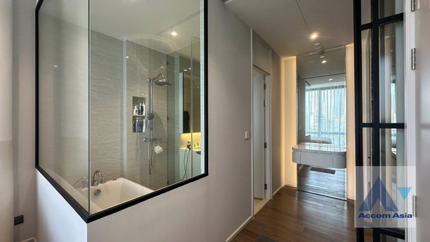 6  1 br Condominium For Sale in Ploenchit ,Bangkok BTS Ploenchit at MUNIQ Langsuan AA45902