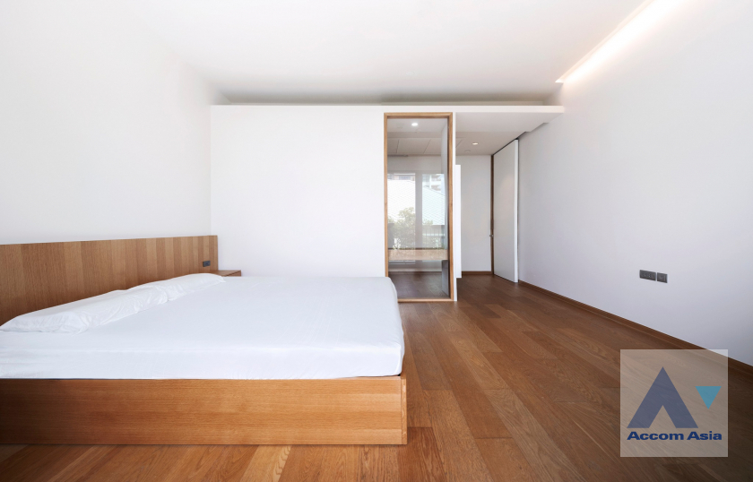 7  2 br Condominium For Sale in Sathorn ,Bangkok MRT Lumphini at Supreme Legend AA45904