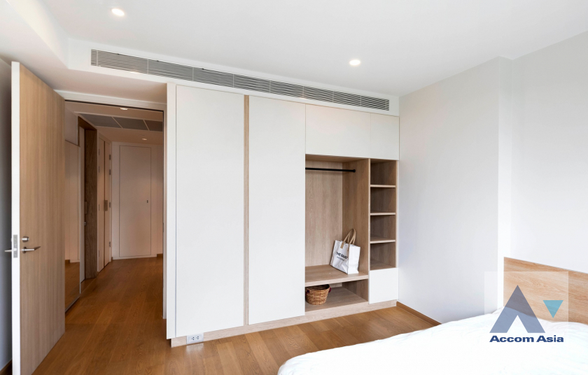 8  2 br Condominium For Sale in Sathorn ,Bangkok MRT Lumphini at Supreme Legend AA45904