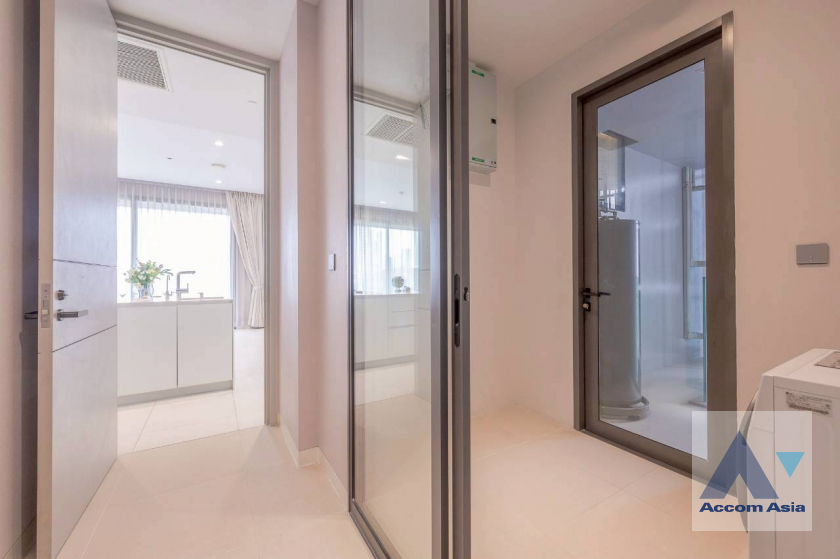 12  2 br Condominium for rent and sale in Sukhumvit ,Bangkok BTS Phrom Phong at Vittorio Sukhumvit 39 AA45908