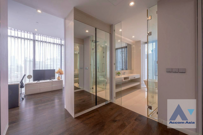 26  2 br Condominium for rent and sale in Sukhumvit ,Bangkok BTS Phrom Phong at Vittorio Sukhumvit 39 AA45908