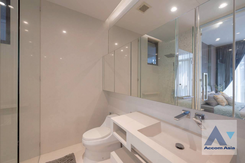 27  2 br Condominium for rent and sale in Sukhumvit ,Bangkok BTS Phrom Phong at Vittorio Sukhumvit 39 AA45908