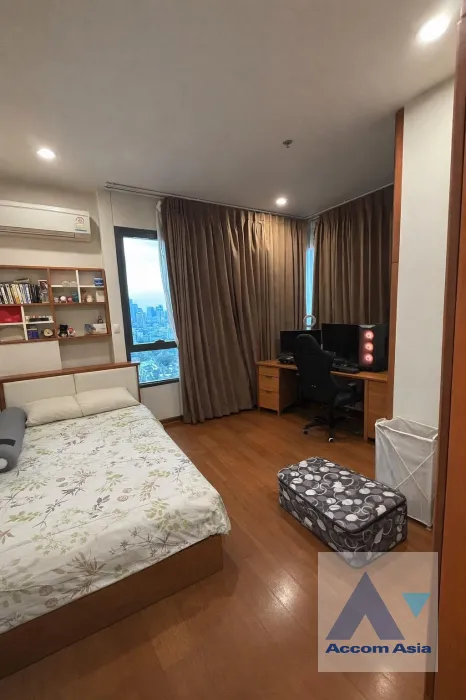 unitCorner Unit |  2 Bedrooms  Condominium For Rent & Sale in Sathorn, Bangkok  near BRT Thanon Chan - BTS Chong Nonsi (AA45911)
