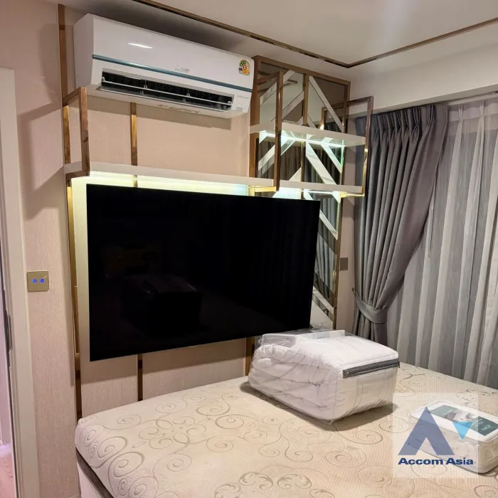 unit 2 Bedrooms  Condominium For Rent in Phaholyothin, Bangkok  (AA45915)