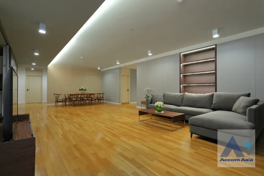  1  3 br Apartment for rent and sale in Sukhumvit ,Bangkok BTS Phrom Phong at High-Rise Serviced Apartment Near The Em District AA45916