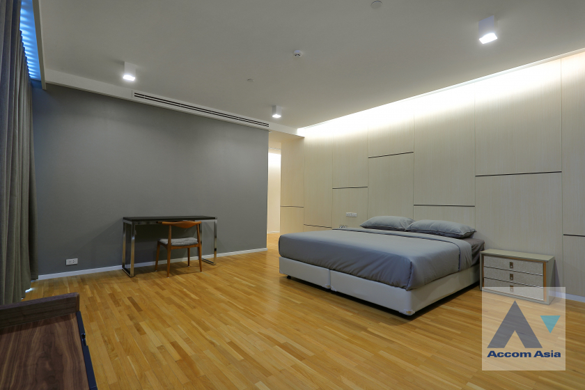 9  3 br Apartment For Rent in Sukhumvit ,Bangkok BTS Phrom Phong at High-Rise Serviced Apartment Near The Em District AA45916