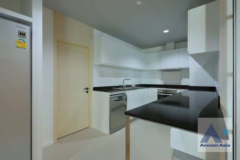 7  3 br Apartment For Rent in Sukhumvit ,Bangkok BTS Phrom Phong at High-Rise Serviced Apartment Near The Em District AA45916