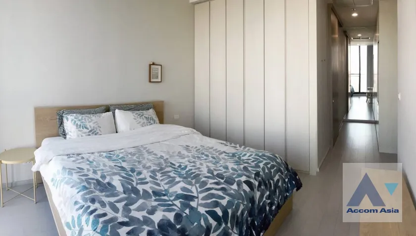 unit 1 Bedroom  Condominium For Rent in Ploenchit, Bangkok  near BTS Ploenchit (AA45918)