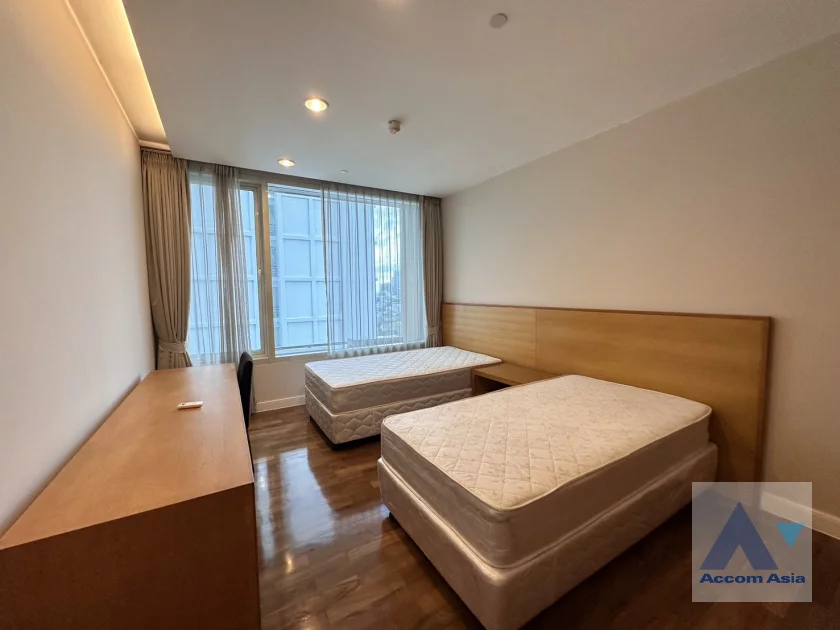 5  3 br Apartment For Rent in Sukhumvit ,Bangkok BTS Phrom Phong at High-Rise Residence , Ideal for Families AA45919