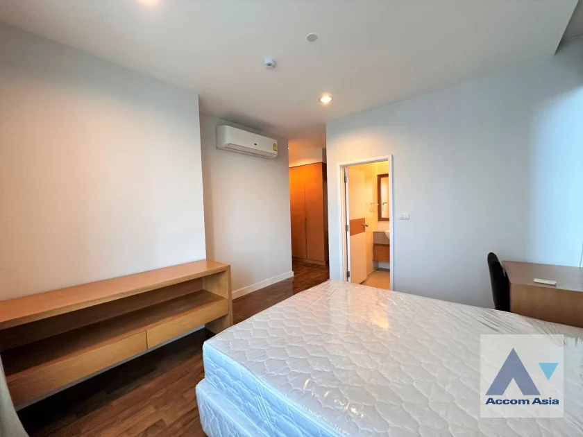 11  3 br Apartment For Rent in Sukhumvit ,Bangkok BTS Phrom Phong at High-Rise Residence , Ideal for Families AA45919