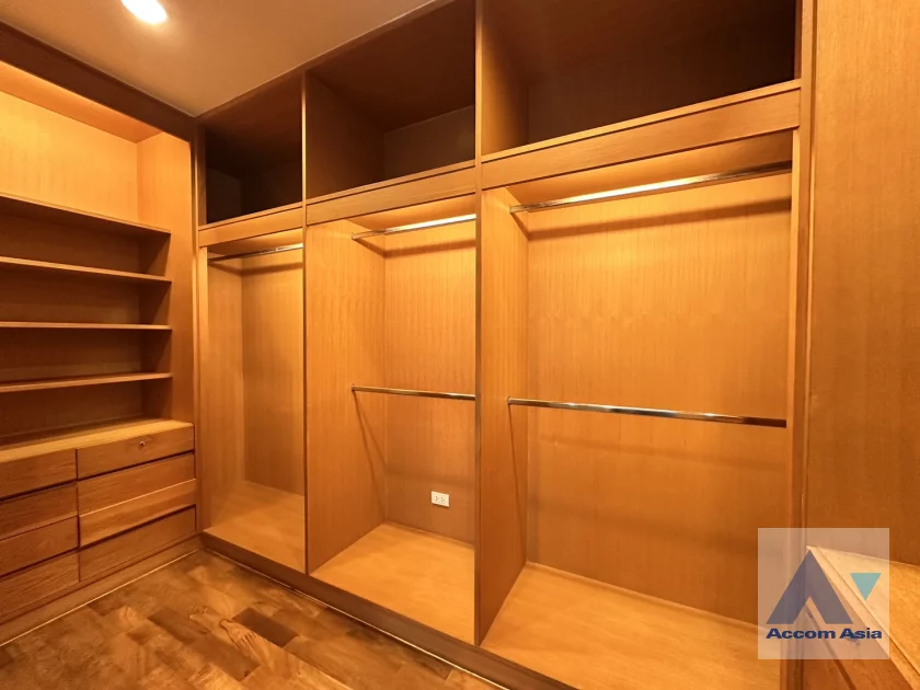 14  3 br Apartment For Rent in Sukhumvit ,Bangkok BTS Phrom Phong at High-Rise Residence , Ideal for Families AA45919