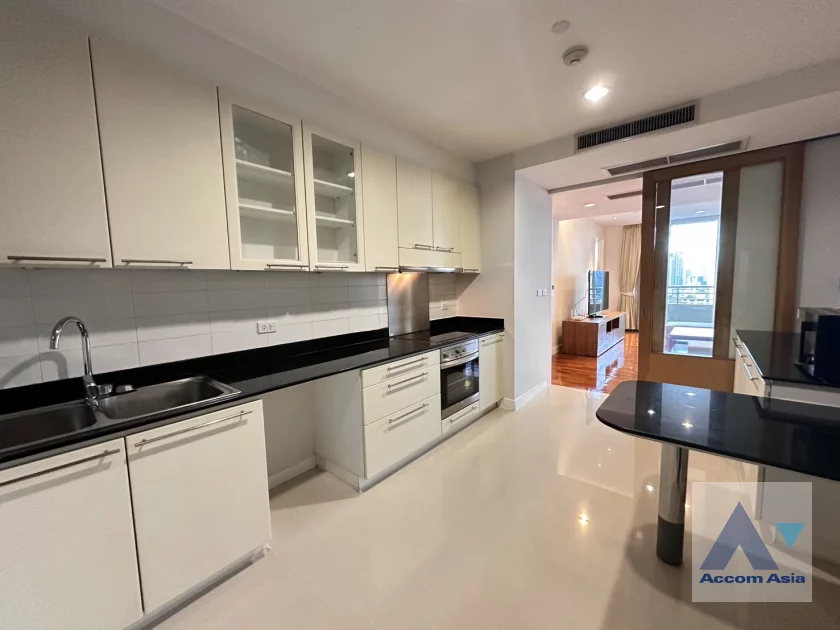  1  3 br Apartment For Rent in Sukhumvit ,Bangkok BTS Phrom Phong at High-Rise Residence , Ideal for Families AA45920