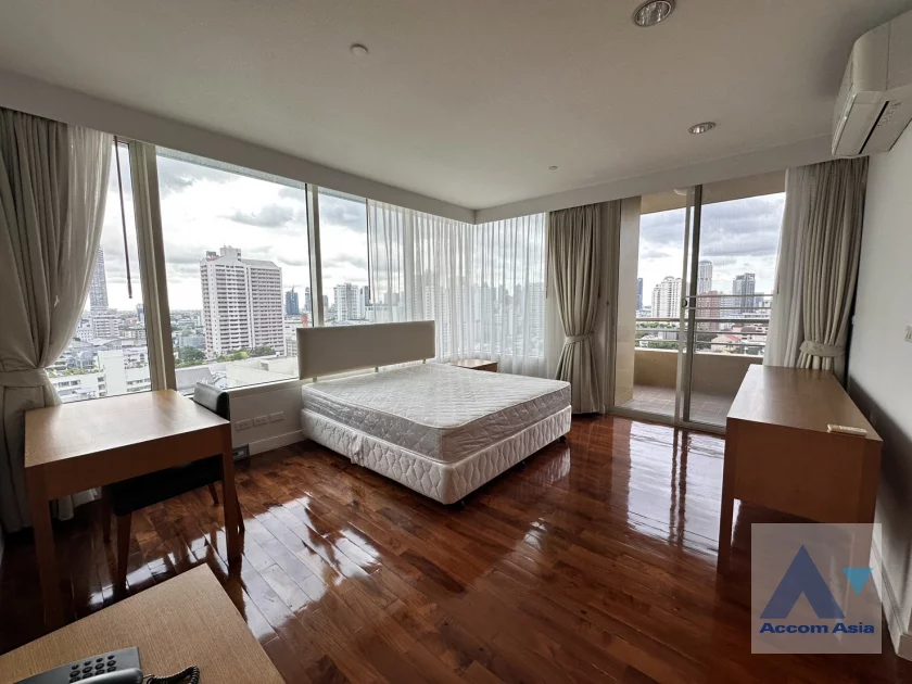 6  3 br Apartment For Rent in Sukhumvit ,Bangkok BTS Phrom Phong at High-Rise Residence , Ideal for Families AA45920