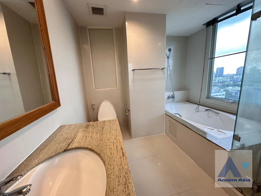 16  3 br Apartment For Rent in Sukhumvit ,Bangkok BTS Phrom Phong at High-Rise Residence , Ideal for Families AA45920