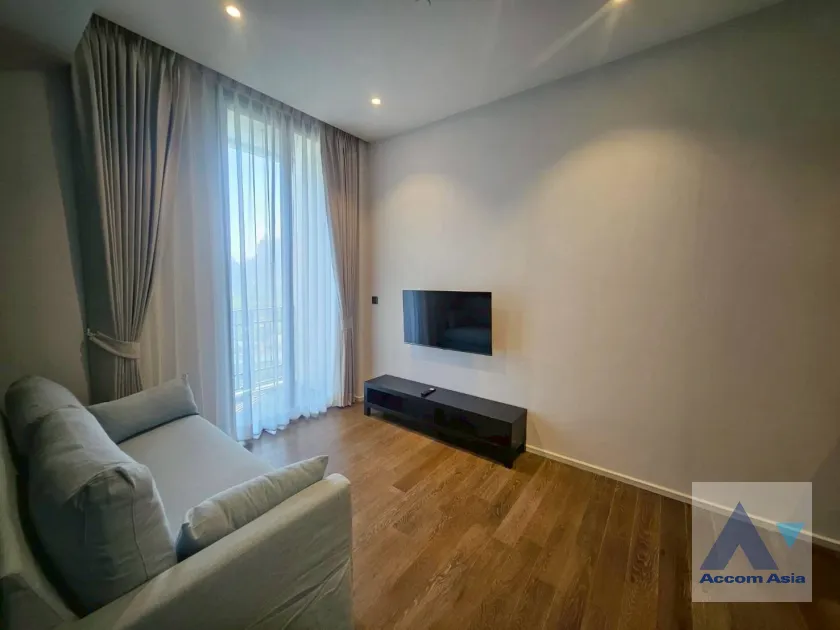 unit 1 Bedroom  Condominium For Rent & Sale in Ploenchit, Bangkok  near BTS Ploenchit (AA45922)