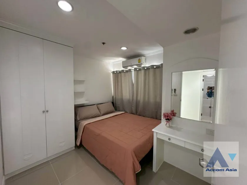 13  2 br Condominium For Rent in Ploenchit ,Bangkok BTS Ploenchit at Witthayu Complex AA45924