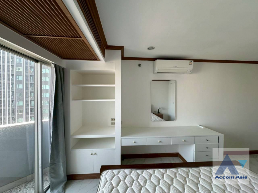 12  2 br Condominium For Rent in Ploenchit ,Bangkok BTS Ploenchit at Witthayu Complex AA45926
