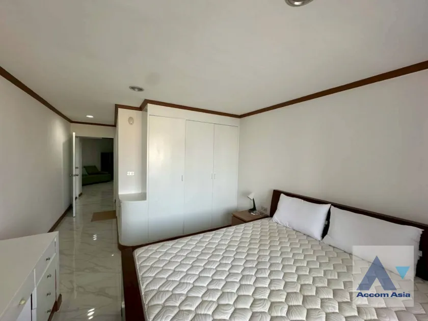 9  2 br Condominium For Rent in Ploenchit ,Bangkok BTS Ploenchit at Witthayu Complex AA45926