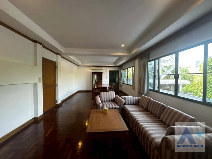 unit 2 Bedrooms  Apartment For Rent & Sale in Sukhumvit, Bangkok  near BTS Phrom Phong (AA45927)
