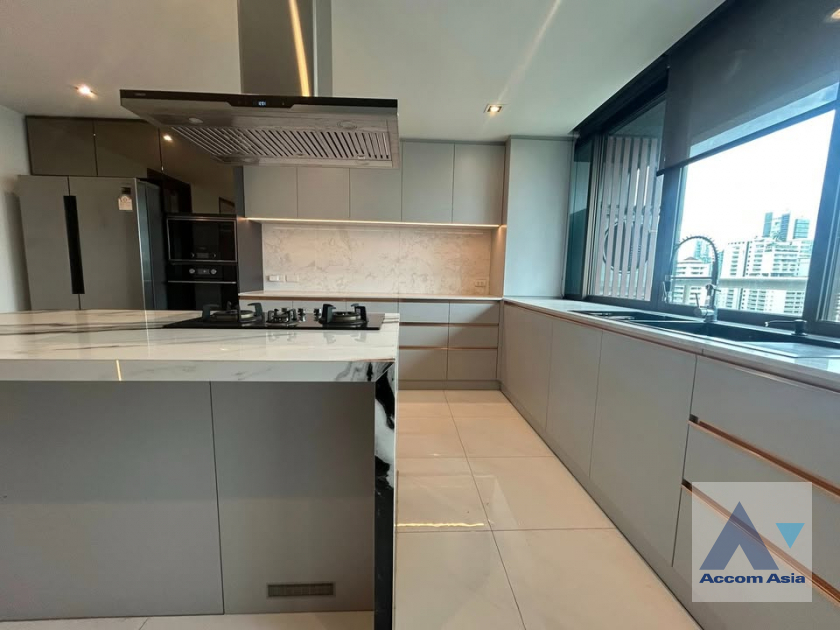 8  3 br Condominium For Rent in Sukhumvit ,Bangkok BTS Asok - MRT Sukhumvit at Fairview Tower AA45932