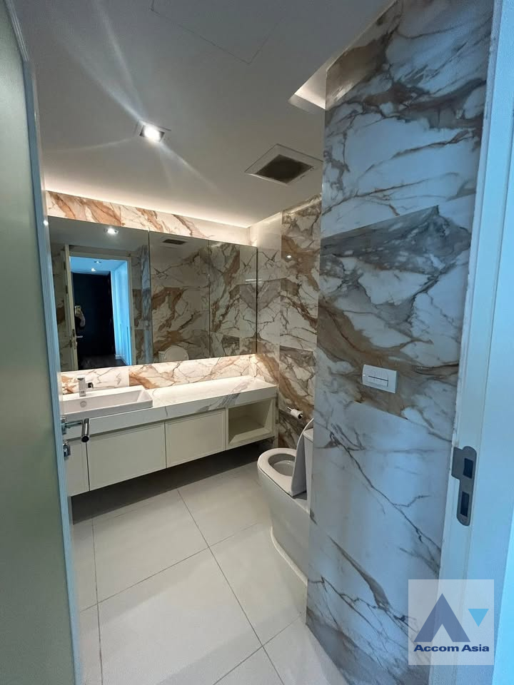 20  3 br Condominium For Rent in Sukhumvit ,Bangkok BTS Asok - MRT Sukhumvit at Fairview Tower AA45932