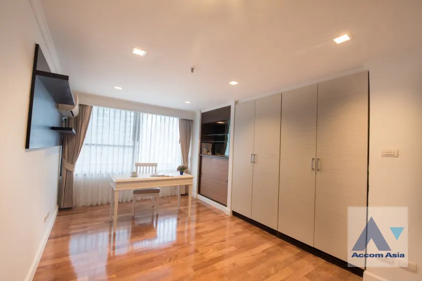 8  4 br Apartment for rent and sale in Sukhumvit ,Bangkok MRT Sukhumvit - BTS Asok at Warm Family Atmosphere AA45936