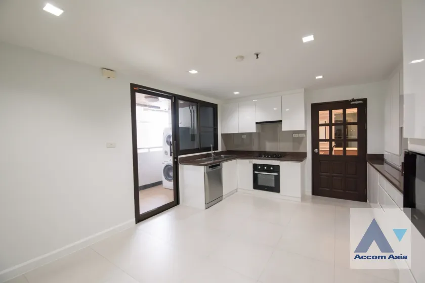 6  4 br Apartment for rent and sale in Sukhumvit ,Bangkok MRT Sukhumvit - BTS Asok at Warm Family Atmosphere AA45936