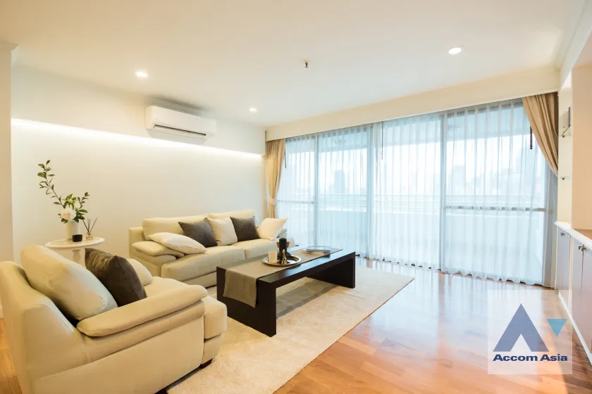 unitPet friendly |  3 Bedrooms  Apartment For Rent & Sale in Sukhumvit, Bangkok  near MRT Sukhumvit - BTS Asok (AA45937)