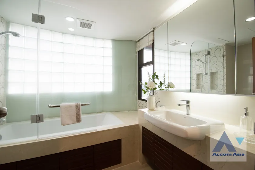 24  3 br Apartment for rent and sale in Sukhumvit ,Bangkok MRT Sukhumvit - BTS Asok at Warm Family Atmosphere AA45937