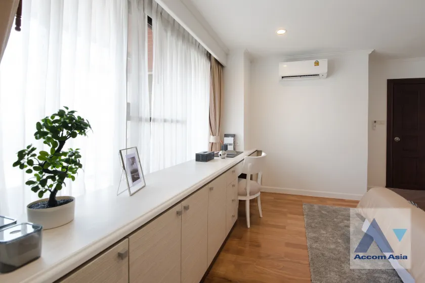 20  3 br Apartment for rent and sale in Sukhumvit ,Bangkok MRT Sukhumvit - BTS Asok at Warm Family Atmosphere AA45937