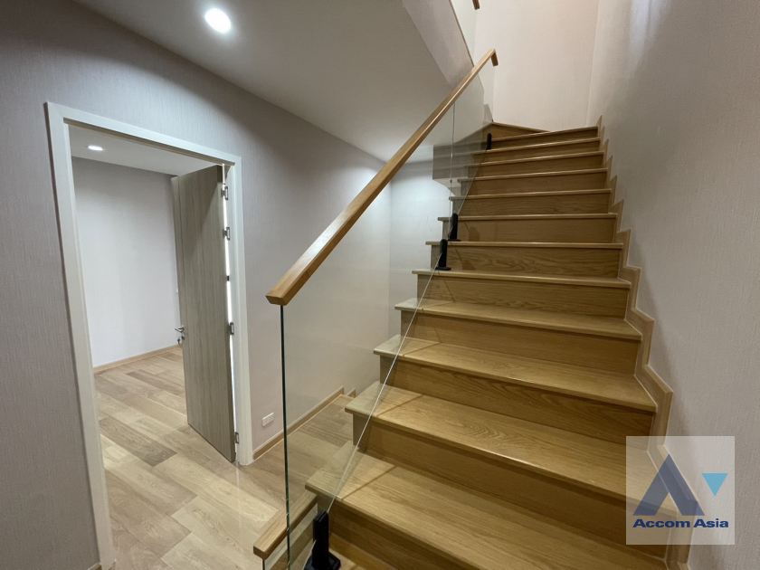 24  3 br Townhouse For Rent in Sukhumvit ,Bangkok  at Ultra-Luxury Townhome  Designed for Ultimate Privacy AA45938