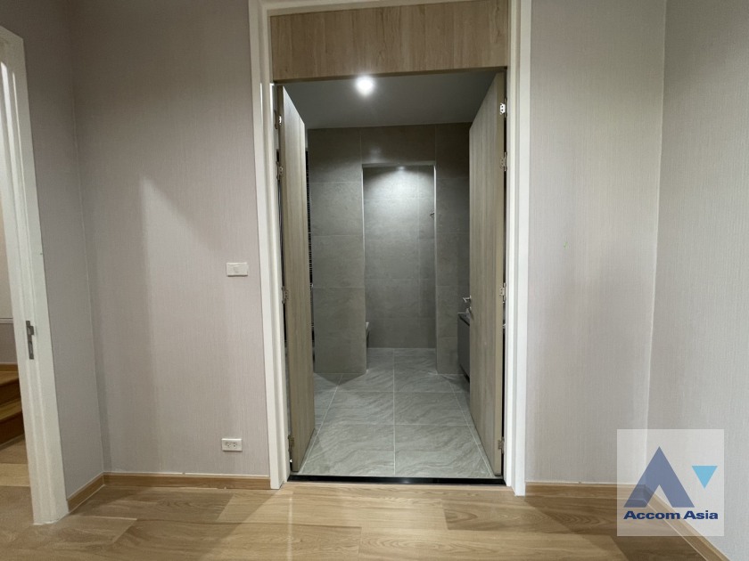 29  3 br Townhouse For Rent in Sukhumvit ,Bangkok  at Ultra-Luxury Townhome  Designed for Ultimate Privacy AA45938