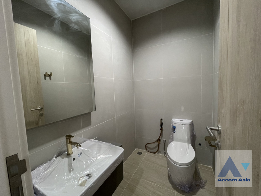 36  3 br Townhouse For Rent in Sukhumvit ,Bangkok  at Ultra-Luxury Townhome  Designed for Ultimate Privacy AA45938