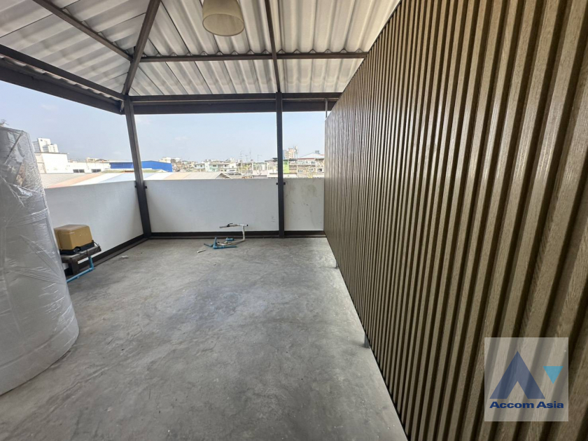 24  5 br Townhouse For Rent in Silom ,Bangkok MRT Sam Yan - BTS Sala Daeng AA45939