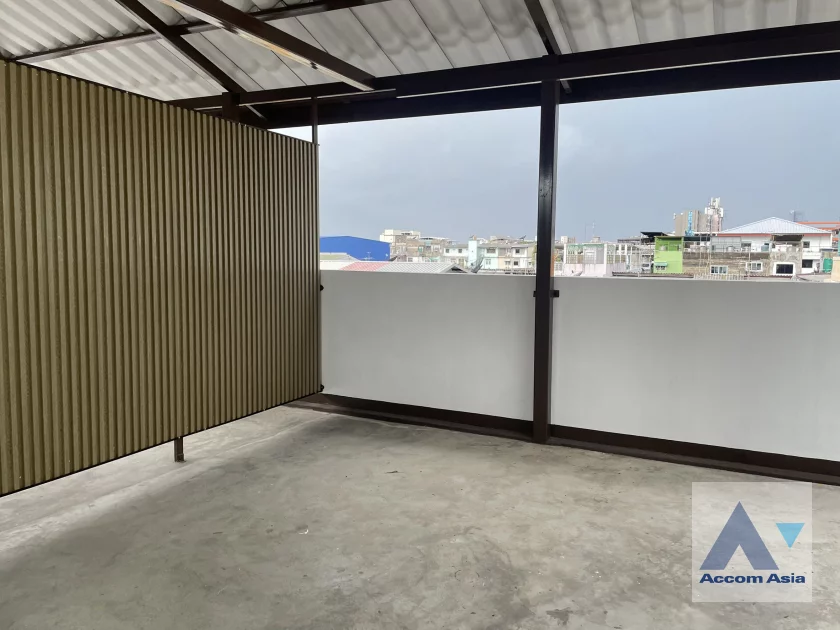 20  4 br Townhouse For Rent in Silom ,Bangkok MRT Sam Yan - BTS Sala Daeng AA45940